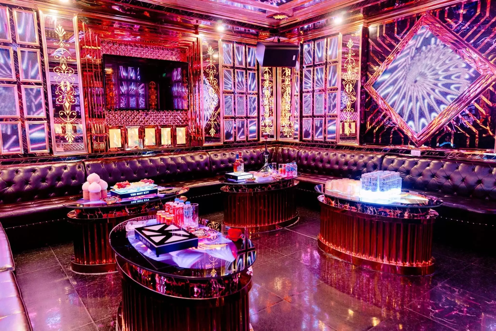 Review Karaoke Sing KTV 65 Thái Thịnh – Có thật sự là quán hát đáng trải nghiệm nhất Đống Đa?