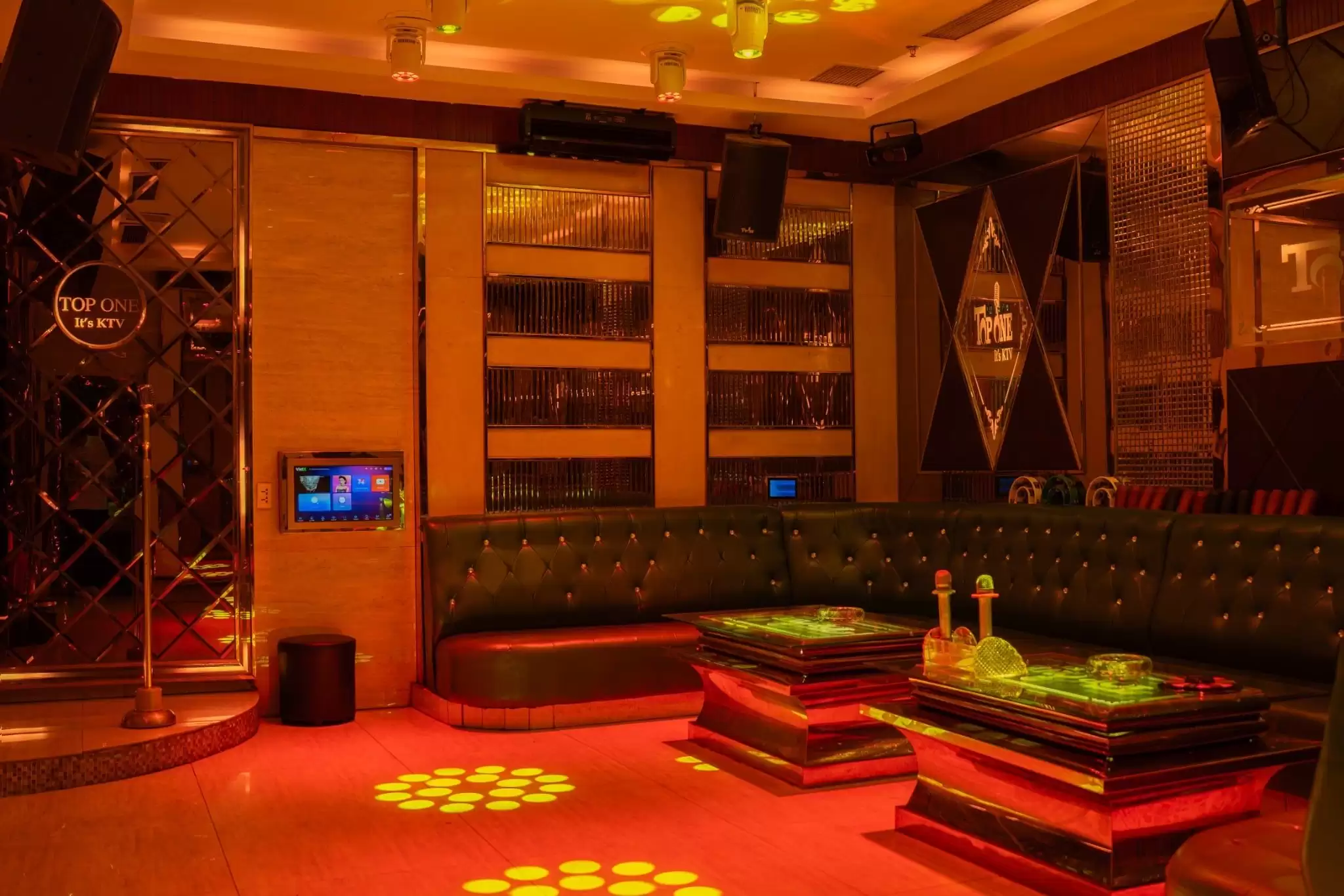 Review Karaoke Sing KTV 65 Thái Thịnh – Có thật sự là quán hát đáng trải nghiệm nhất Đống Đa?