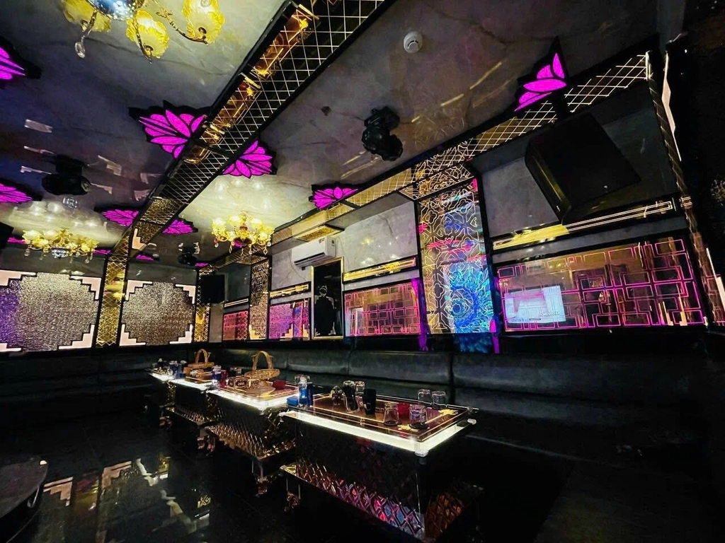 Review Karaoke Sing KTV 65 Thái Thịnh – Có thật sự là quán hát đáng trải nghiệm nhất Đống Đa?